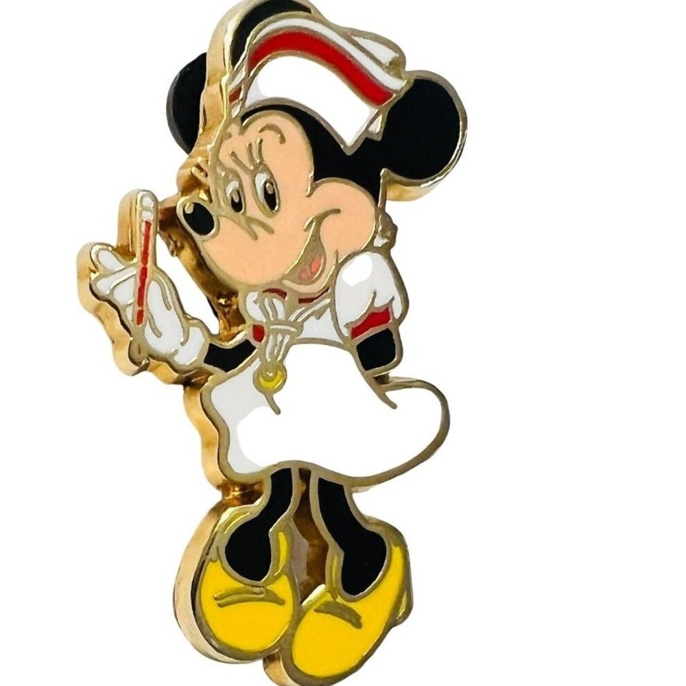 Disney Pin Cast Exclusive LE 1000 Nurse Minnie Stethoscope RN LVN Medical